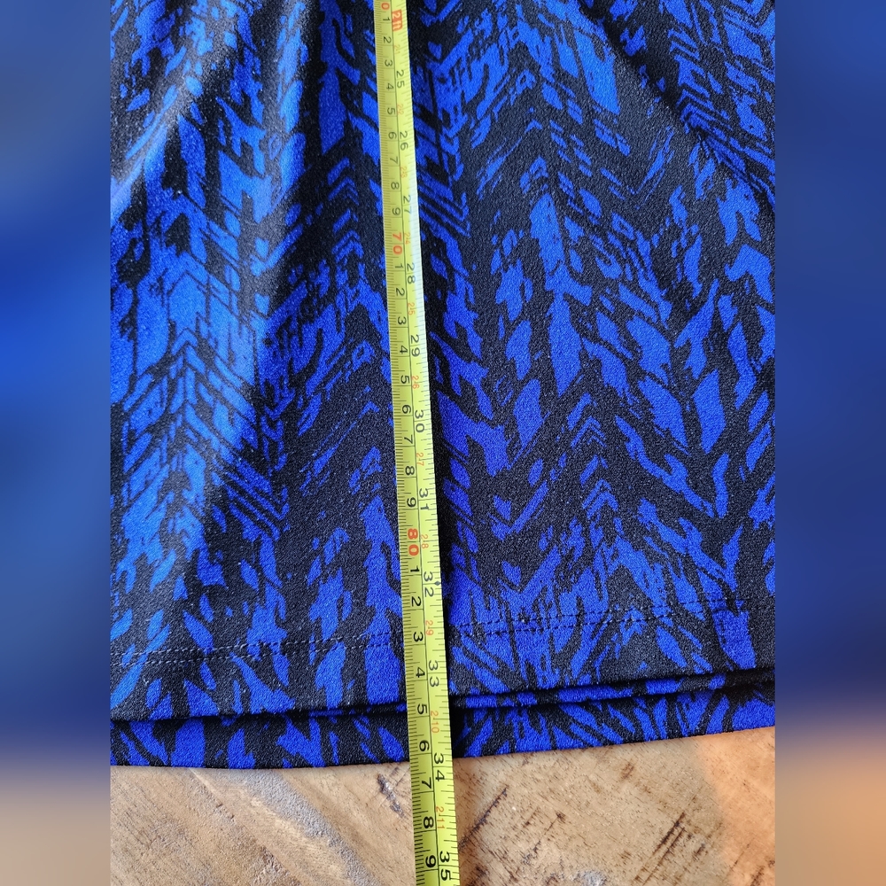 Blue/black print faux-wrap dress - Picture 3 of 12